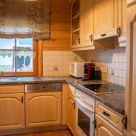 Bergchalet Am Tonimoertlhof شاليه *